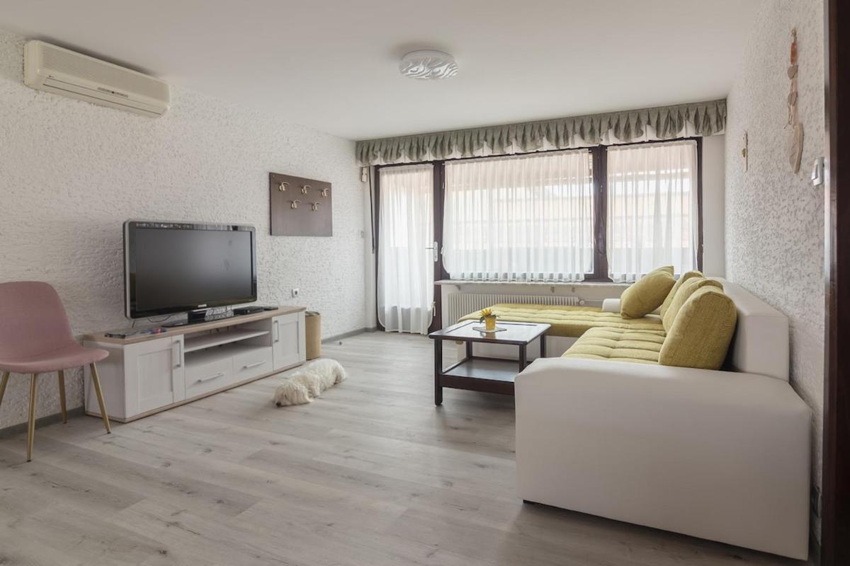 Family Apartment Nakiteya ليوبليانا المظهر الخارجي الصورة